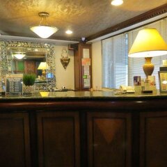 Отель The COPA Businessmans Hotel Филиппины, Макати - 2 отзыва об отеле, цены и фото номеров - забронировать отель The COPA Businessmans Hotel онлайн гостиничный бар