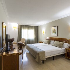 Ayre Hotel Córdoba комната для гостей