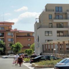 Отель Apartkomplex Sorrento Sole Mare парковка