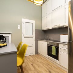 Отель Ingenuity Flat near the Zappeion Park Афины фото 12
