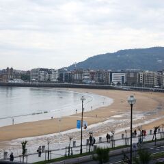 Отель Stunning Views of Sea in Luxury Studio Испания, Сан-Себастьян - отзывы, цены и фото номеров - забронировать отель Stunning Views of Sea in Luxury Studio онлайн балкон