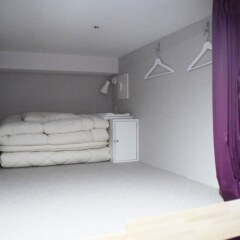Hostel Anchorage Кобе сейф в номере