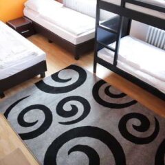 Отель Metropol Hostel Berlin Германия, Берлин - 12 отзывов об отеле, цены и фото номеров - забронировать отель Metropol Hostel Berlin онлайн фитнесс-зал фото 2
