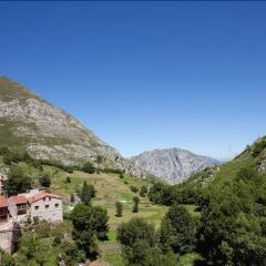 Отель Taberna De Tresviso Тресвисо приотельная территория