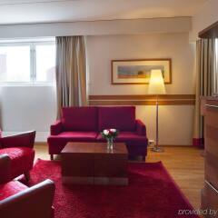 Отель Original Sokos Hotel Vantaa Финляндия, Вантаа - 3 отзыва об отеле, цены и фото номеров - забронировать отель Original Sokos Hotel Vantaa онлайн интерьер отеля