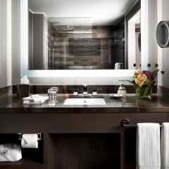 Отель The Fairmont Waterfront Канада, Ванкувер - отзывы, цены и фото номеров - забронировать отель The Fairmont Waterfront онлайн ванная фото 2