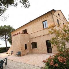 Отель Agriturismo La Fonte Потенца-Пичена фото 5