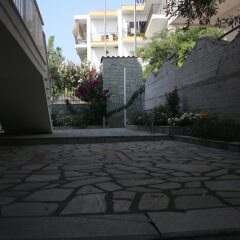 Апартаменты Pavloudis Apartments парковка