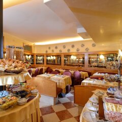 Hotel Rialto развлечения