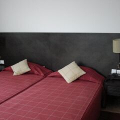 INATEL Piódão Hotel комната для гостей