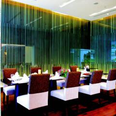 The Narathiwas Hotel & Residence Sathorn Bangkok питание