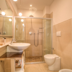 Ferretti Beach Hotel ванная