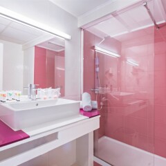Отель AzuLine H. Mar Amantis I & II Испания, Сан-Антони-де-Портмань - отзывы, цены и фото номеров - забронировать отель AzuLine H. Mar Amantis I & II онлайн ванная