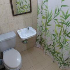 Отель Secret Garden Resort Филиппины, остров Боракай - отзывы, цены и фото номеров - забронировать отель Secret Garden Resort онлайн ванная