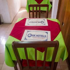 Отель Oak Hotels парковка