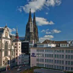 Отель Hilton Cologne Германия, Кёльн - 3 отзыва об отеле, цены и фото номеров - забронировать отель Hilton Cologne онлайн комната для гостей фото 2