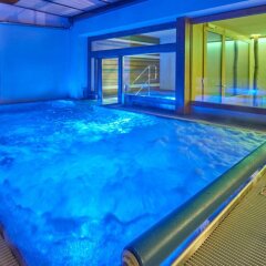 Отель Aspen Alpine Lifestyle Hotel Швейцария, Гриндельвальд - отзывы, цены и фото номеров - забронировать отель Aspen Alpine Lifestyle Hotel онлайн бассейн фото 2