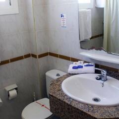 Отель Lively Magaluf - Adults Only ванная фото 2