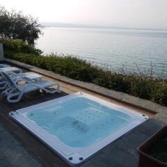 Hotel Acquaviva Del Garda бассейн