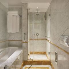 Отель King George, a Luxury Collection Hotel, Athens Греция, Афины - отзывы, цены и фото номеров - забронировать отель King George, a Luxury Collection Hotel, Athens онлайн ванная фото 2