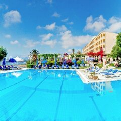 Отель Corfu Palace Hotel Греция, Корфу - 4 отзыва об отеле, цены и фото номеров - забронировать отель Corfu Palace Hotel онлайн бассейн
