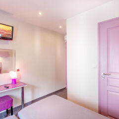 Pink Hotel удобства в номере