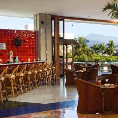 Отель Melia Puerto Vallarta - Все включено гостиничный бар