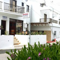 Апартаменты MilouNapa Tourist Apartments