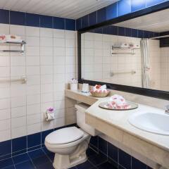 Отель Casa Marina Beach & Reef All Inclusive ванная фото 2