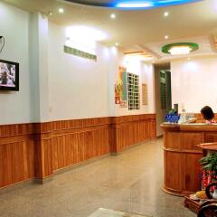 Queen Hotel Tran Phu Нячанг интерьер отеля