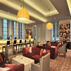 Отель Radisson Hyderabad Hitec City гостиничный бар