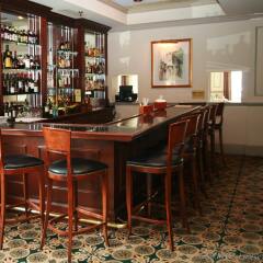 Dunhill Hotel гостиничный бар