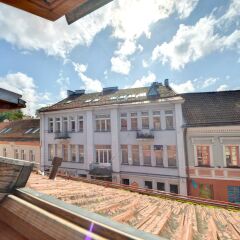 Апартаменты French Style Old Town Apartment Вильнюс балкон