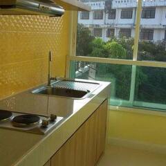 Апартаменты Pintree Service Apartment Pattaya Паттайя в номере