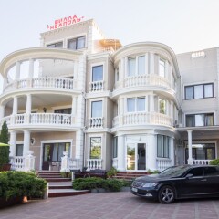 Гостиница Villa Neapol Одесса парковка