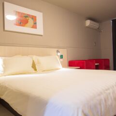 Отель Jinjiang Inn Qingyuan Shifu комната для гостей