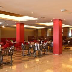 Отель Hilton Park Nicosia гостиничный бар