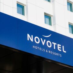 Отель Novotel Kraków City West парковка