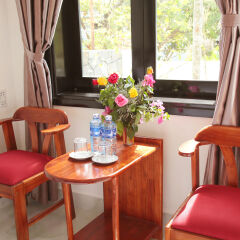 Отель Sunny Garden Homestay в номере