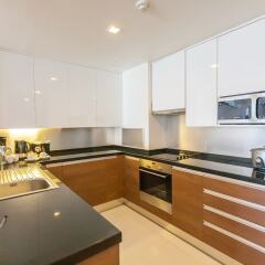 Отель Oakwood Residence Sukhumvit 24, Bangkok в номере фото 2