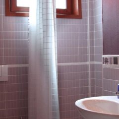 L'isola Guesthouse Турция, Хейбелиада - отзывы, цены и фото номеров - забронировать отель L'isola Guesthouse - Adults Only онлайн ванная фото 2