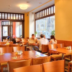 City Partner Hotel Gloria питание