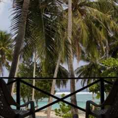 Отель Thulusdhoo Surf Camp Остров Гасфинолу балкон