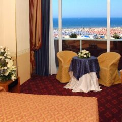 Отель Admiral Art Hotel Италия, Римини - отзывы, цены и фото номеров - забронировать отель Admiral Art Hotel онлайн балкон