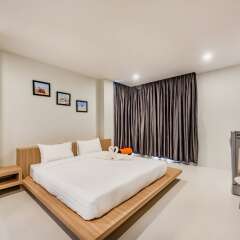 Отель Phuket Marine Poshtel фото 36