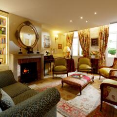 Hotel Le Relais Montmartre развлечения