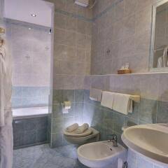 Отель Terme Belsoggiorno Италия, Абано-Терме - отзывы, цены и фото номеров - забронировать отель Terme Belsoggiorno онлайн ванная