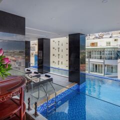 Red Sun Nha Trang Hotel бассейн