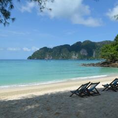 Отель Paradise Pearl Bungalows пляж