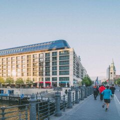 Radisson Blu Hotel, Berlin городской автобус